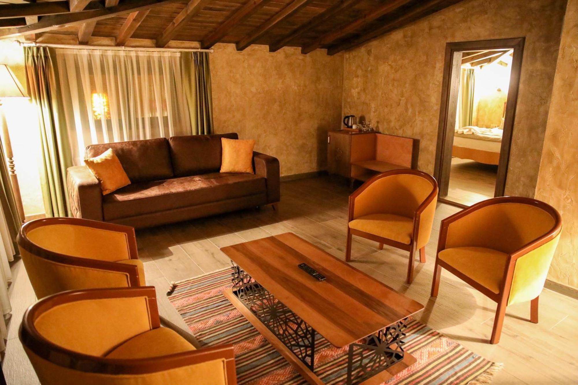 Kazdagi Atila Bey Konagi Hotell Ayvacik Exteriör bild